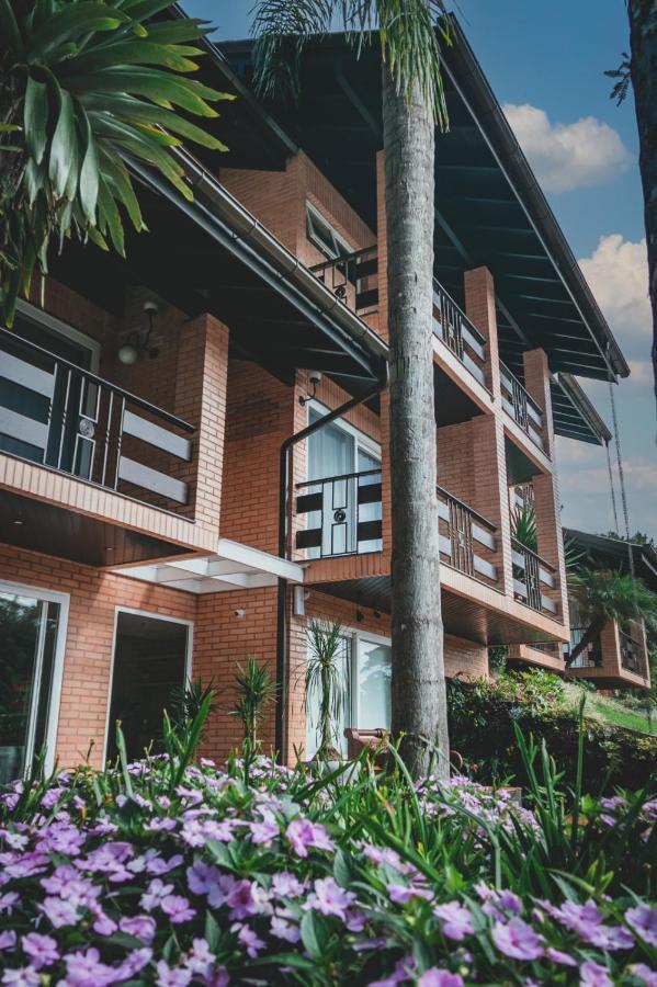 Village Du Lac Hotel 波梅罗迪 外观 照片